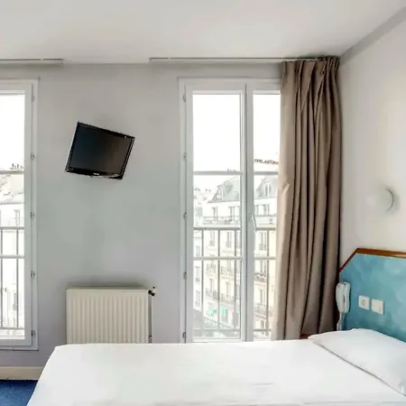 Hotel Royal Mansart 2*