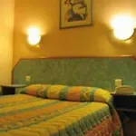 Royal Mansart Hotel 2*