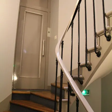 Royal Mansart Szálloda 2*