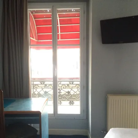 Szálloda Royal Mansart 2*