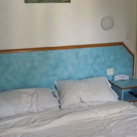 Royal Mansart Szálloda Párizs