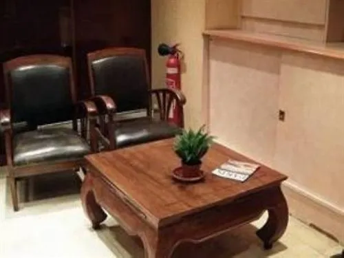 Royal Mansart Hotel 2*